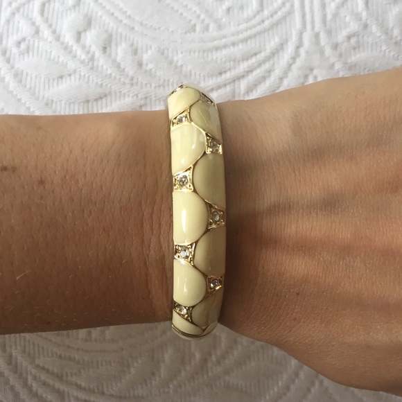 LOXLUX Jewelry Jewelry - Cream bracelet
